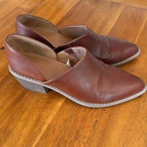 Brown Universal Threads shoes